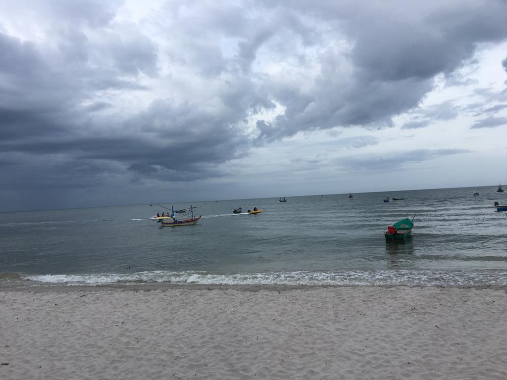 Baan Kannika HHQ Buitenkant foto